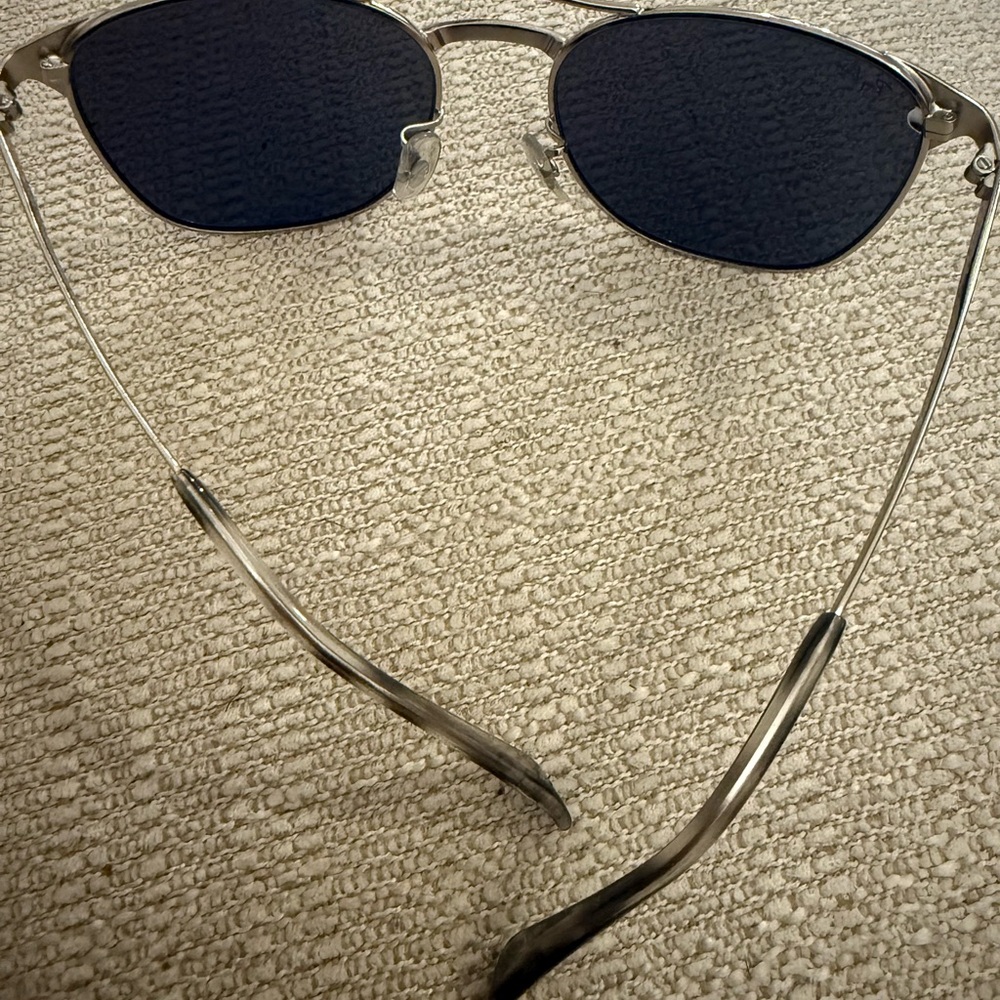 Stylish Black Sunglasses